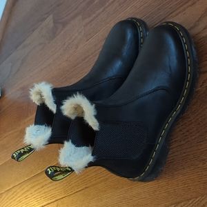 Dr. Martens 2976 Chelsea Boot